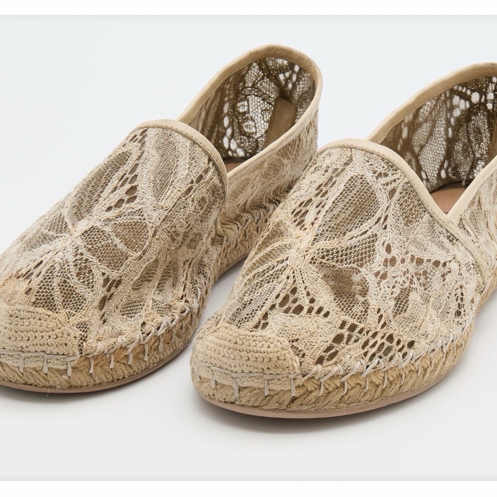 Valentino Garavani Lace Espadrilles - Cream